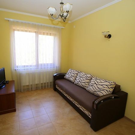 Пори Року ξενώνας Sinyak  Εξωτερικό φωτογραφία